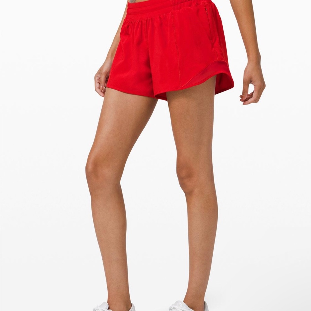 Lululemon Hottie hot shorts 4 inch, Size 6, Color red